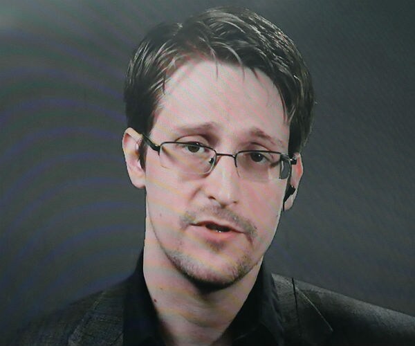 Snowden Says He'll Vote in US Election