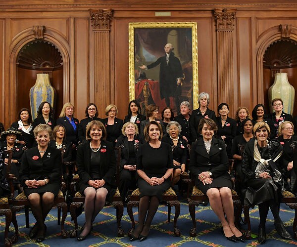 Women Make Up 25% of State Legislators For First Time