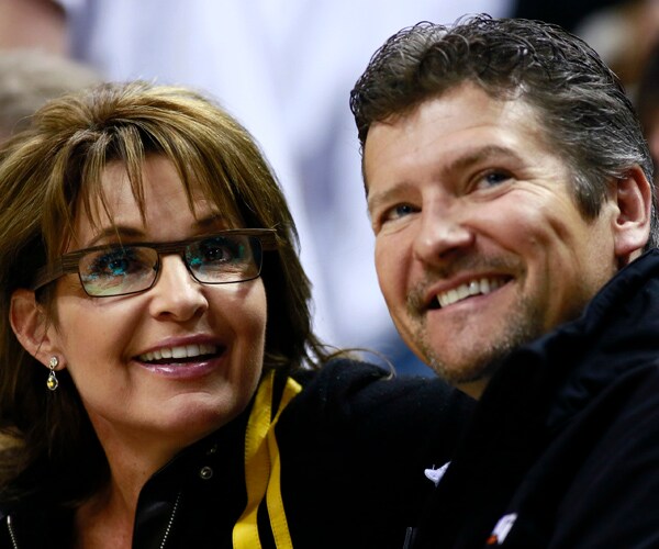 Todd Palin Snowmobile Crash Puts Him in ICU With Fractures