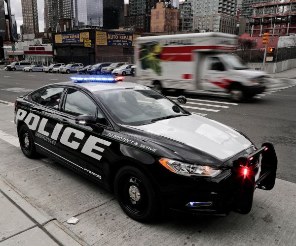 Hybrid Police Car, New From Ford, Steps Up High-Speed Ability