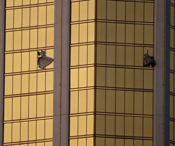 Vegas Shooting Footage, 911 Calls Still Withheld by Police