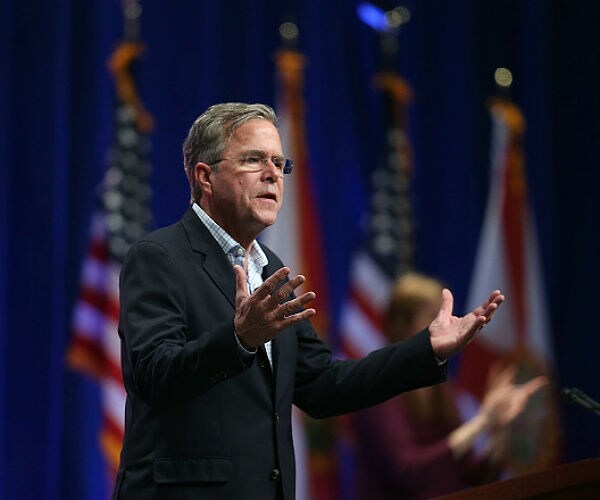 Jeb Bush Calls for More US Ground Troops in Syria 