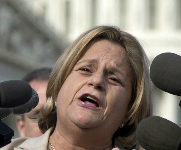 Ros-Lehtinen Slams Trump for Reports He Will End DACA