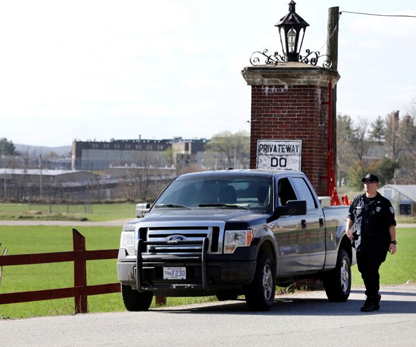 Hernandez Suicide Stuns Family