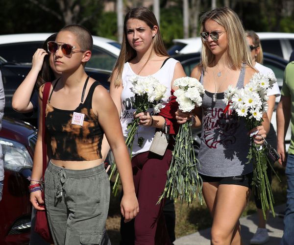 Parkland Student Surpasses NRA in Twitter Followers After Shooting