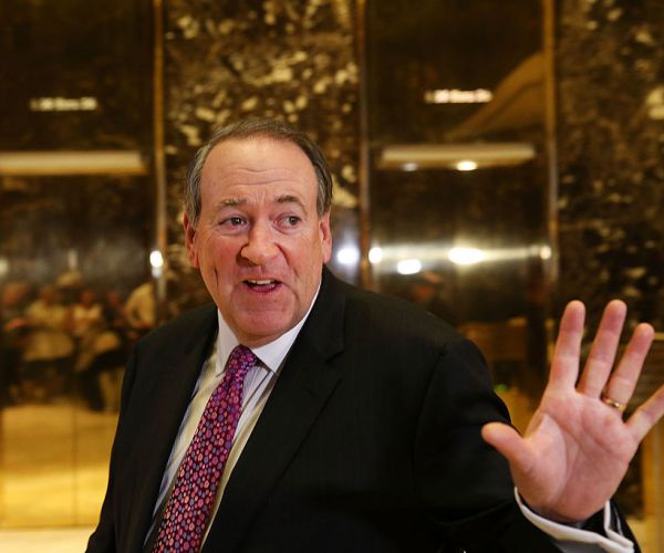 Mike Huckabee Praises Trump's 'Refreshing' Call With Taiwan