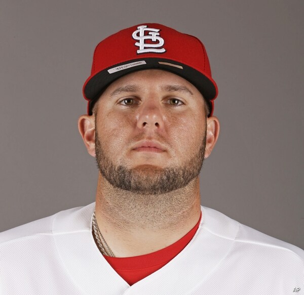 Matt Adams Shoves Fan in Cincinnati Who Beat Him to Foul Catch