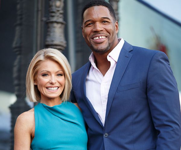 Michael Strahan Says Goodbye to Kelly Ripa on Last Day at 'Live!'