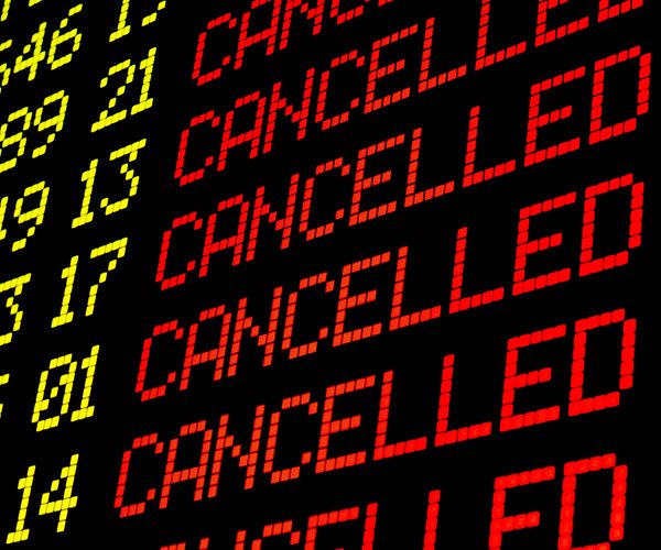 Flight Cancellations Pile up on Busy Memorial Day Weekend