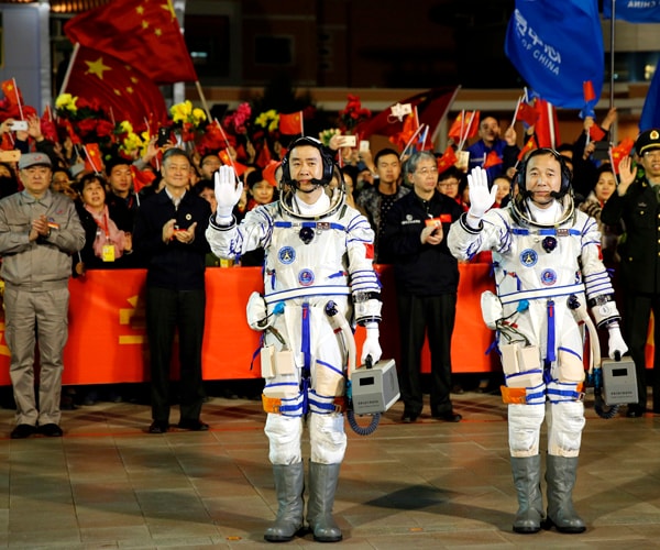 China Launches Space Mission Sending Astronauts to Tiangong 2 Lab