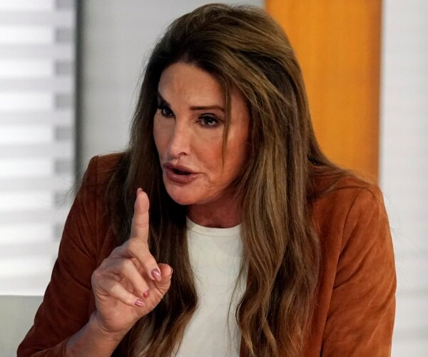 caitlyn jenner makes a point