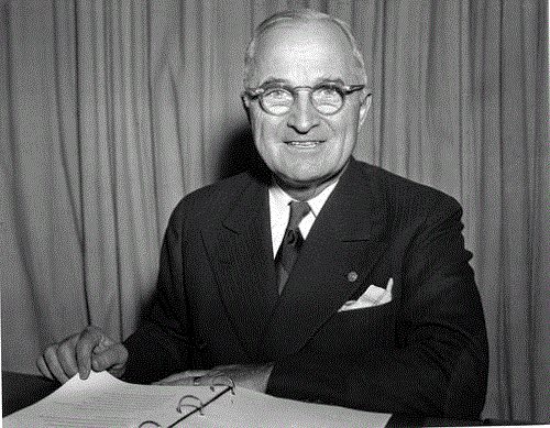 Harry Truman Campaigns for National Insurance Program