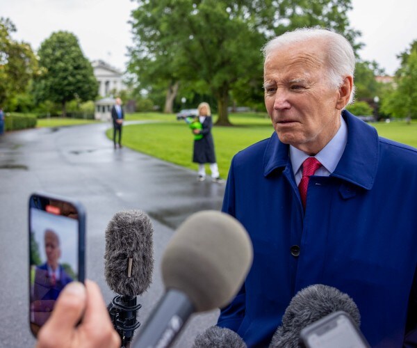 biden press media first lady 