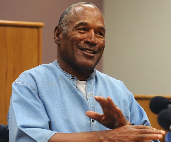 OJ Simpson Sees Trick-or-Treaters at His House