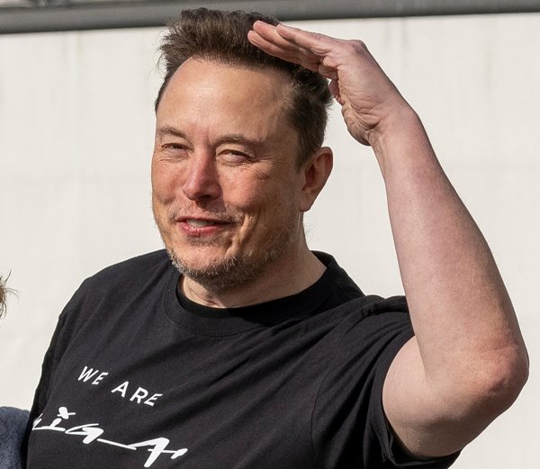 Musk: AI Will Be Smarter Than Smartest Human in 2025