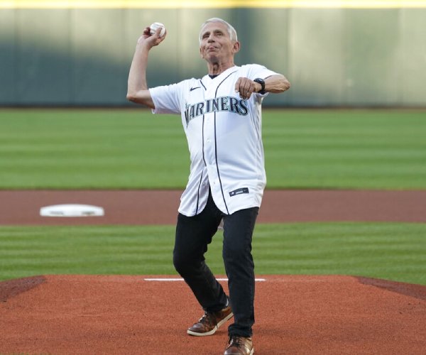 Fauci Heckled, Cheered During First Pitch at Mariners Game