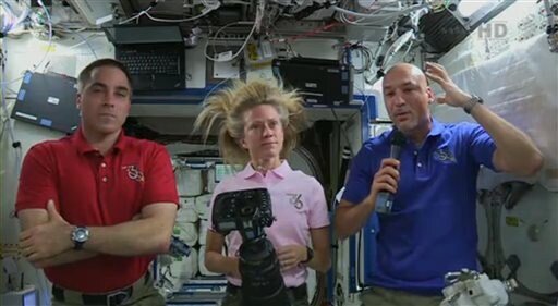 Astronaut: Flooded Helmet Felt Like a Fishbowl