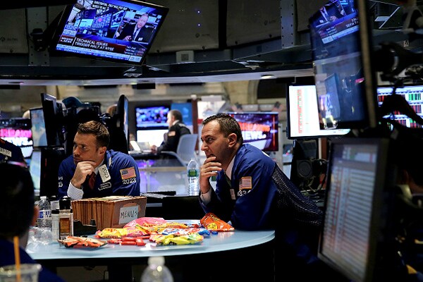 NYSE Shuts Down Over Glitch; 'No Sign of Malicious Activity'