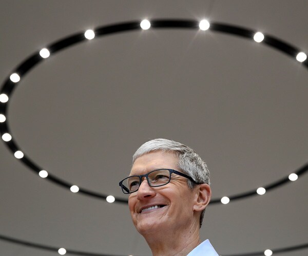 Tim Cook on Private Jets Only on Apple's Orders