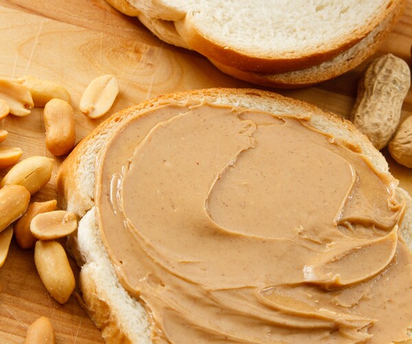 Woman Dies of Boyfriend's Peanut Butter Kiss, Mom Raises Allergy Awareness