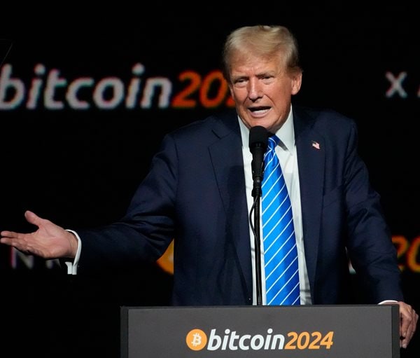 Now a Believer, Trump Hosts White House Crypto Summit