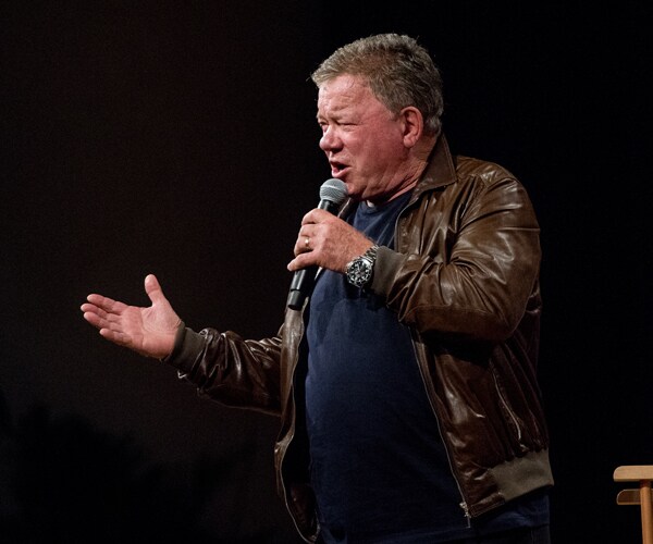 actor william shatner speaks to an audience in 2016