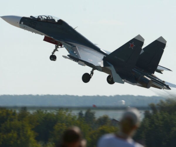 'Welcoming' Russian Jet Came Within 20 Feet of US Navy Plane