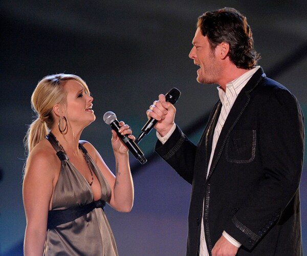 Blake Shelton Sues In Touch Magazine for 'Rock Bottom' Divorce Cover