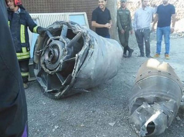 747 Engine Falls Off Into Field After Plane Takes Off in Tehran