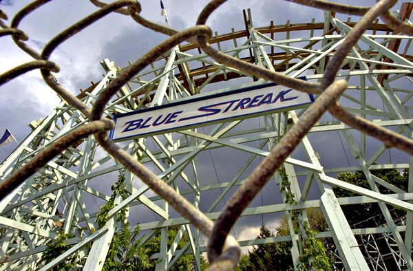 Roller Coaster Gets Stuck in Pennsylvania; 20 Rescued, No One Hurt