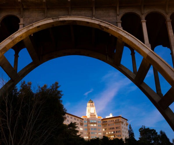 colorado bridge arch framing  us ninth circuit court of appeals in pasadena california 