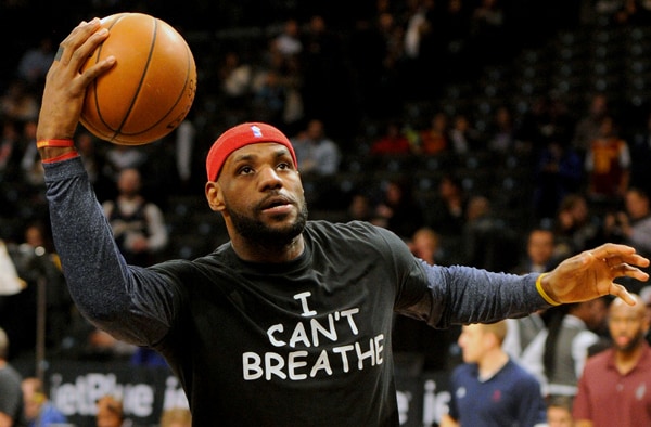 LeBron James Turns 30 Sitting Atop the Pro Basketball World