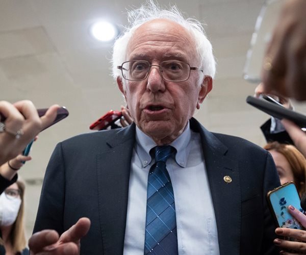 Bernie Sanders Plugs 4-Day Work Week 'With No Loss of Pay'