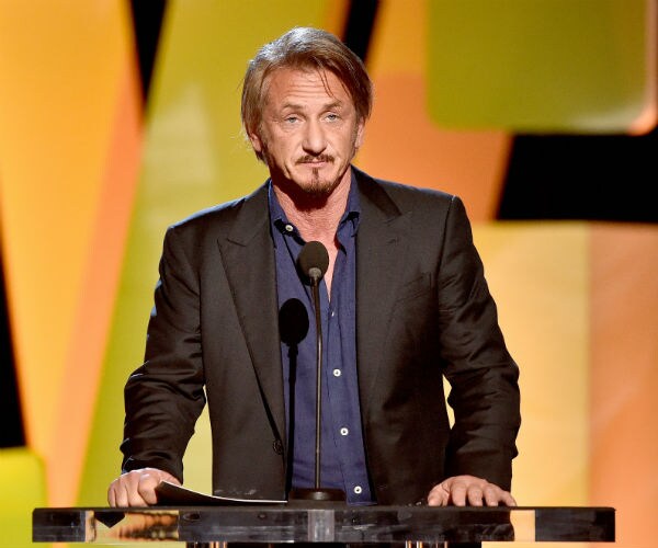 Sean Penn: Wild GOP Contest Makes Me Miss George W. Bush