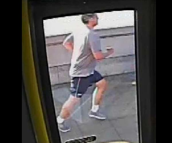 London Jogger Suspected of Pushing Woman in Front of Bus Is Arrested