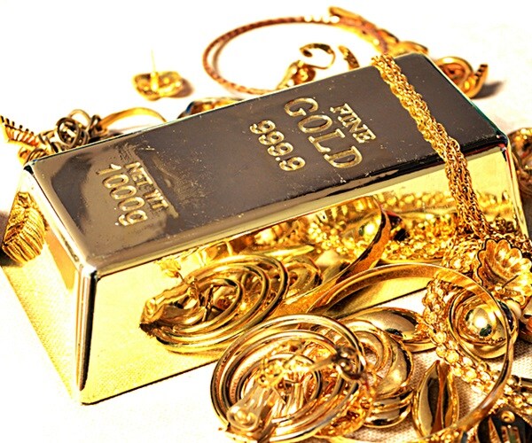 Citi: Gold May Top Record $2,000 as Fed Cuts Rates to Zero 