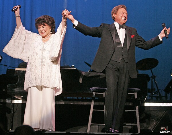 Eydie Gorme Dies: 'Bossa Nova' Singer Performed With Husband Steve Lawrence 