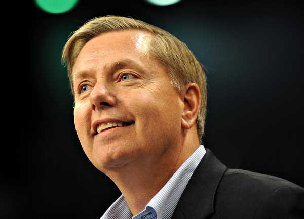 Lindsey Graham to Retire From Air Force Reserve