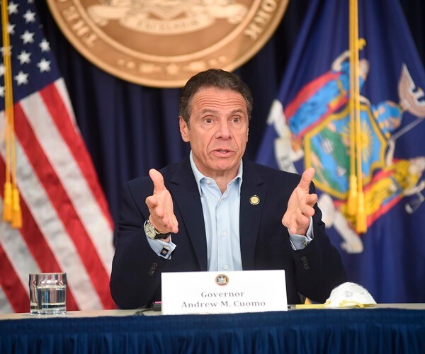 Cuomo Urges New Yorkers to Get Tests and Takes One Himself