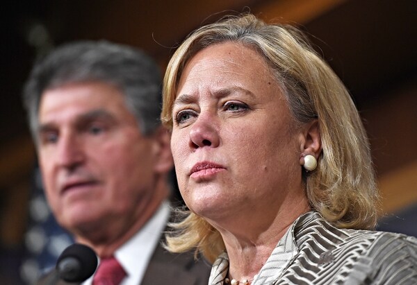 Democrats Pull $2 Million Marked for Landrieu on Eve of Runoff