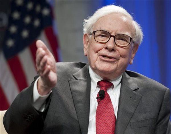 Buffett Says Republicans Will Need to Scale Back Tax Plan Ambitions