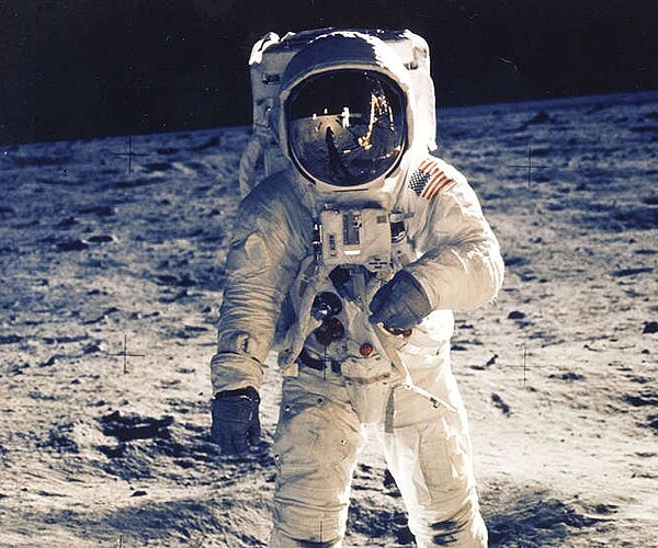 4 Likely Spots for a 2020 Astronaut Moon Landing