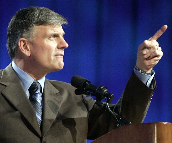 Franklin Graham Scolds Trump Over Gay Marriage: Law 'Doesn't Make it Right'