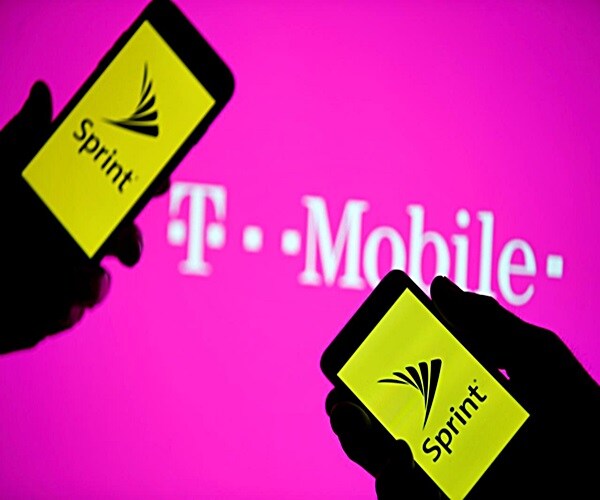 T-Mobile's Sprint Deal Looks Iffy to Traders as Skepticism Grows