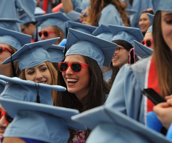 Half of 2020 College Grads Still Looking for Work