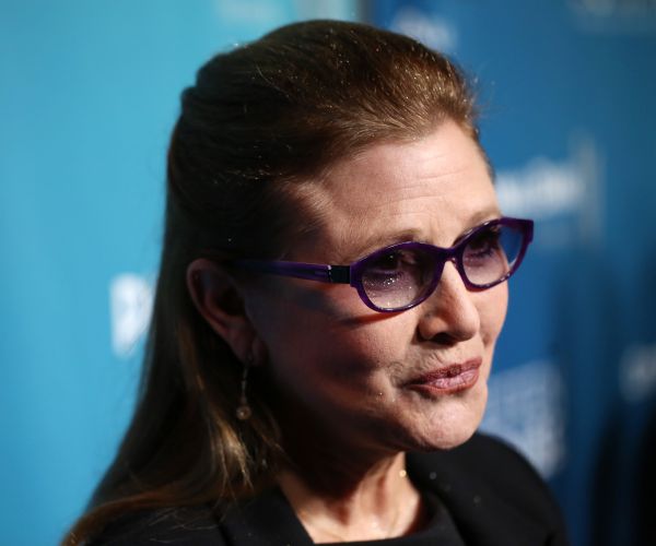 Carrie Fisher Dies: 'Star Wars' Actress Was 60