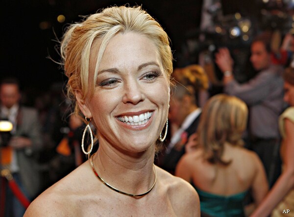 Kate Gosselin Sues, Says Ex-Husband Jon Stole Info From Her for Book