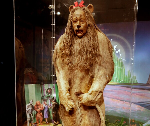 Cowardly Lion Costume From 'Wizard of Oz' Sells for $3M