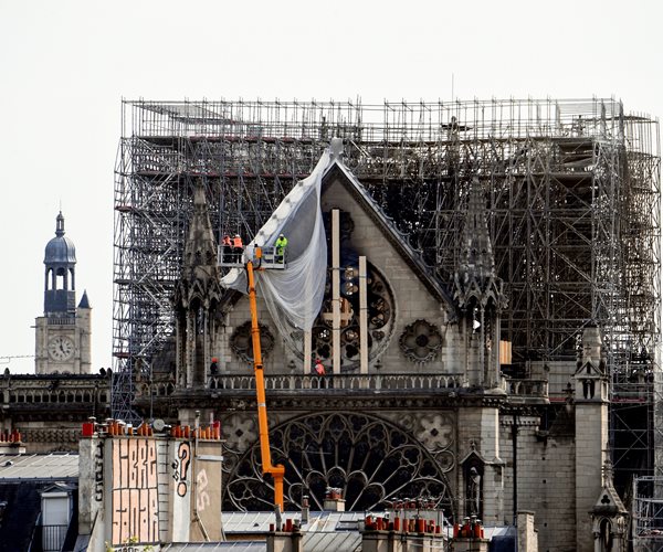 Short-Circuit 'Likely Caused' Notre Dame Fire