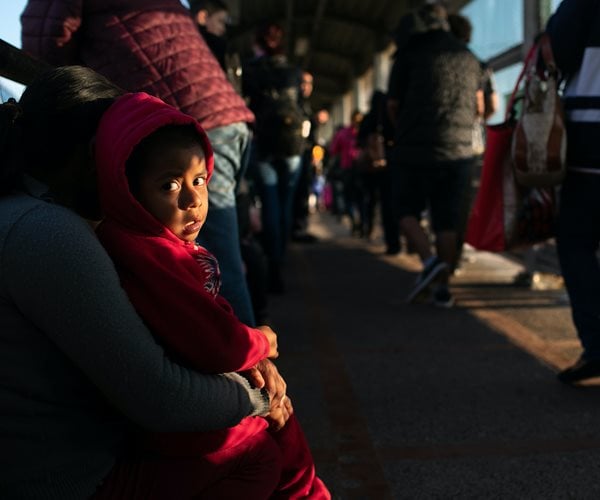 immigrant child mexico